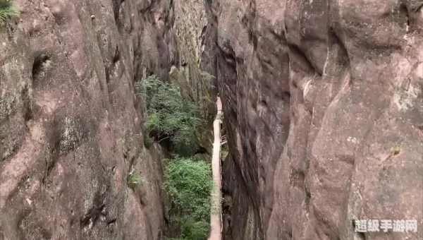 英雄灵霄峡